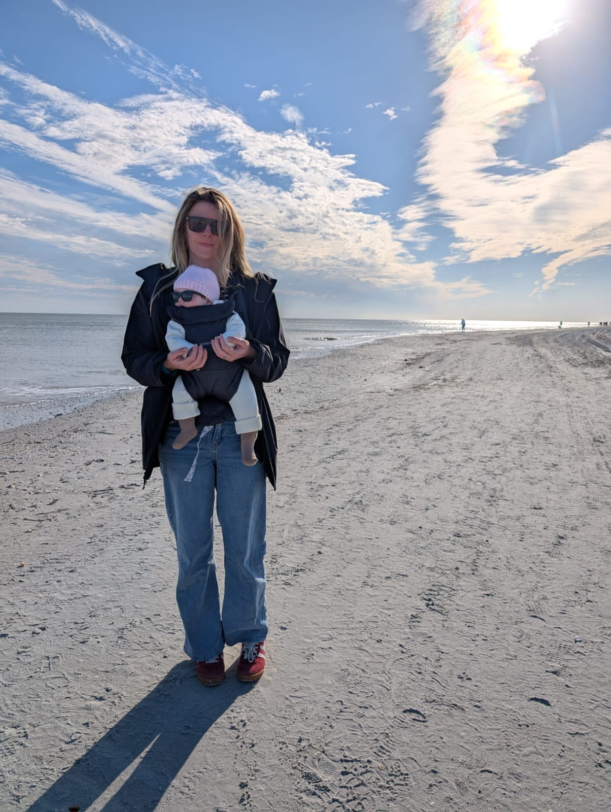 Rachel Knox carrying her child