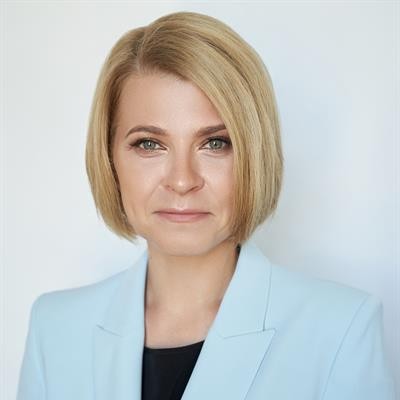 Portrait of Veronika Voinovian