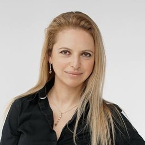 Portrait of Dr Tatiana Franus