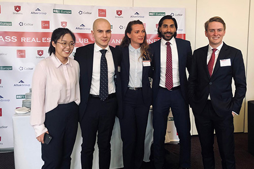 Attendees at the 2019 Cass Real Estate Club Summit on Global Investment Strategy