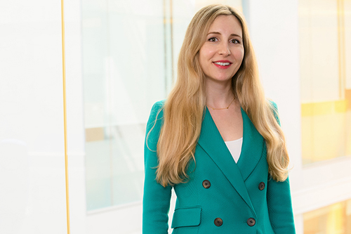 Dr Daniela Cristian