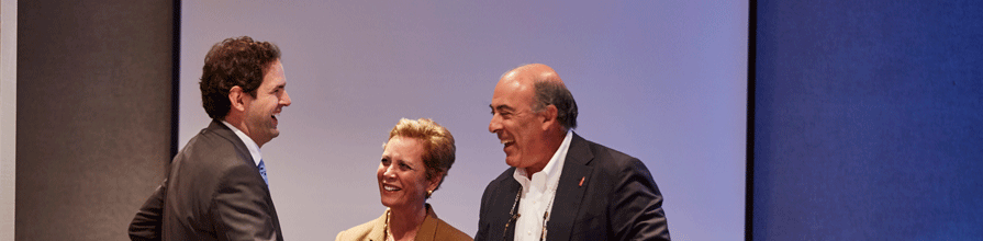 Muhtar Kent award