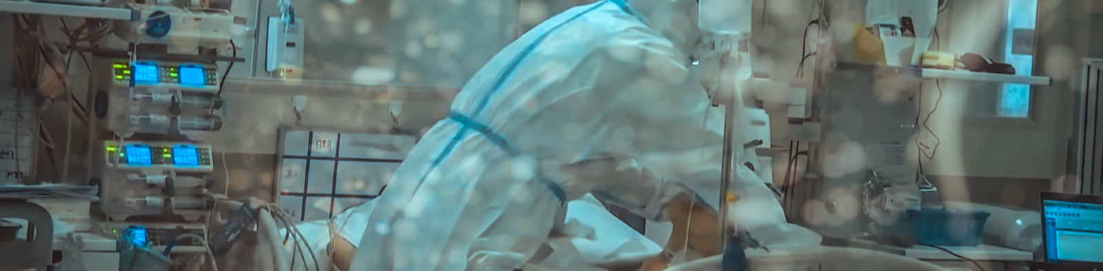 COVID-19 patient in intensive care