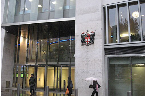 A modern building with the words London Stock Exchange