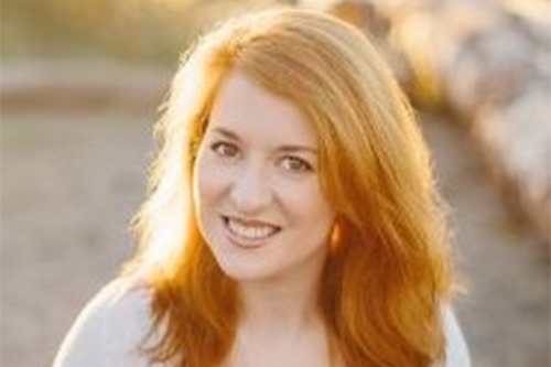 Headshot of Diana Squires